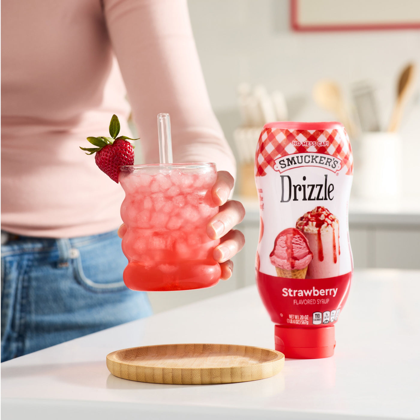 Smucker’s Drizzle Strawberry Flavored Syrup, 20 Oz. Squeeze Bottle