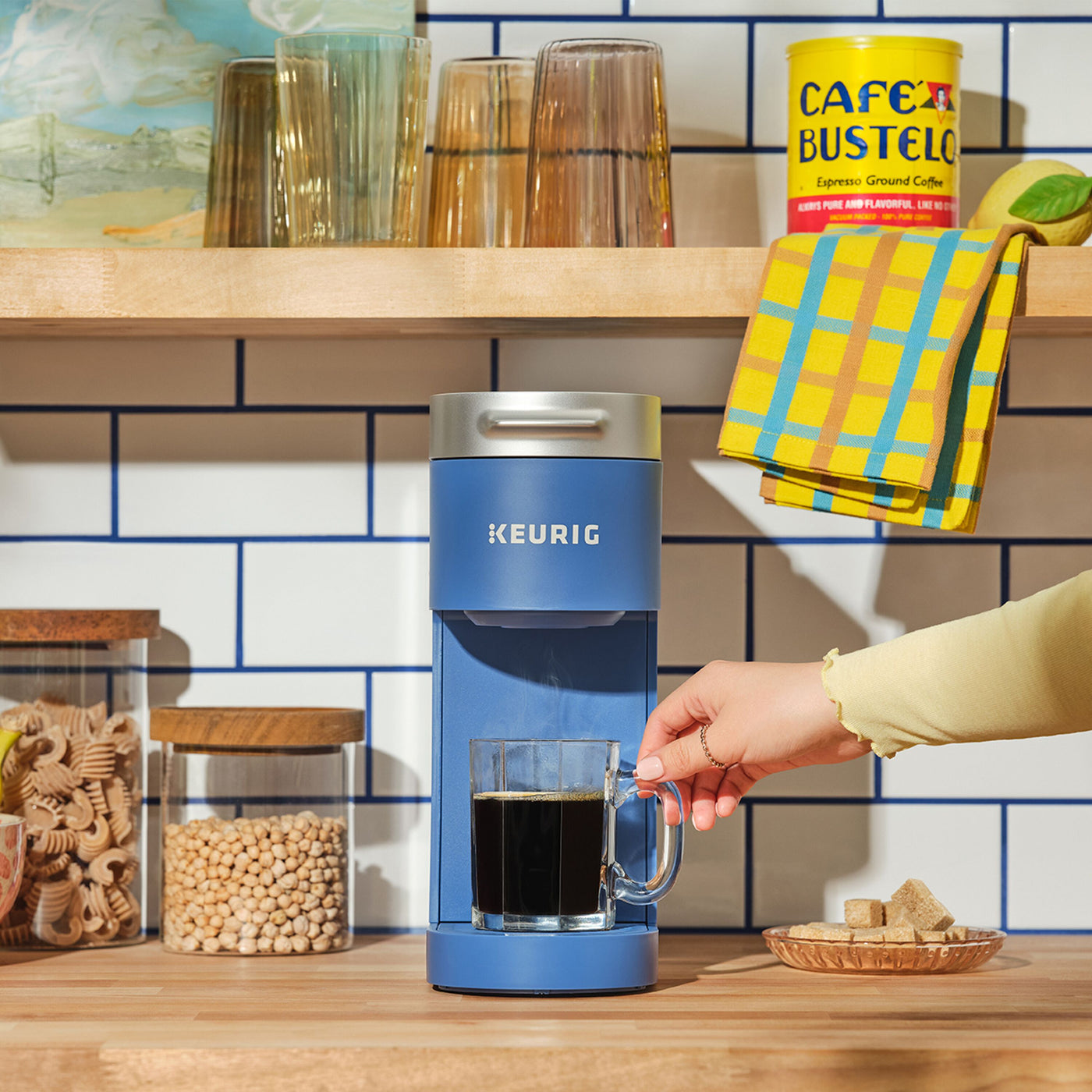 Cafe Bustelo Dark Roast Coffee, K-Cup Pods, 10 ct, K-Cup Machine